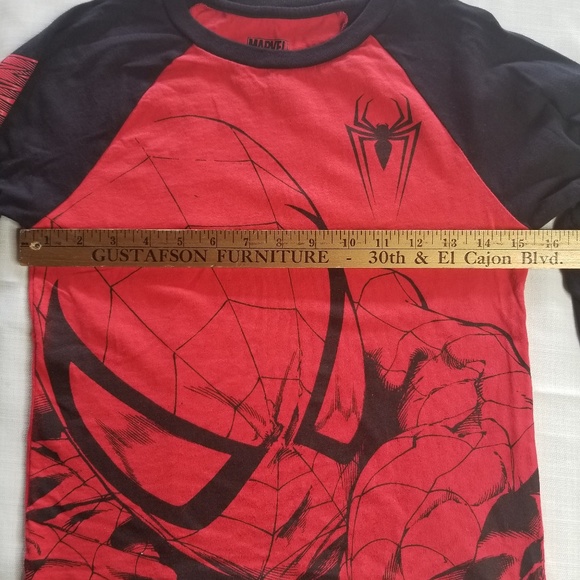 Marvel Spiderman Longsleeve graphic Tshirt size s - Picture 6 of 7